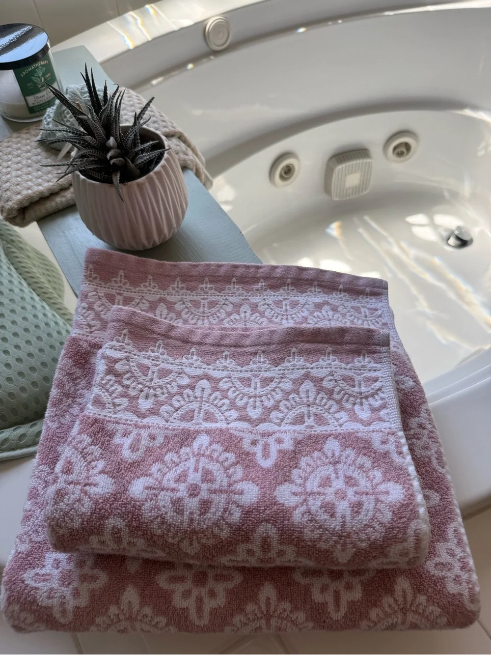 Pottery Barn Blush Pink/Mauve and White Medallion Bath and Hand Towel Set.